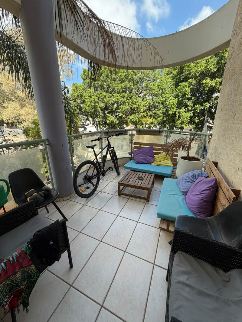 Photo from Facebook – Room in a shared apartment • ₪3,800, מנדלי מוכר ספרים, Old North - Southern Part, Tel Aviv (1)