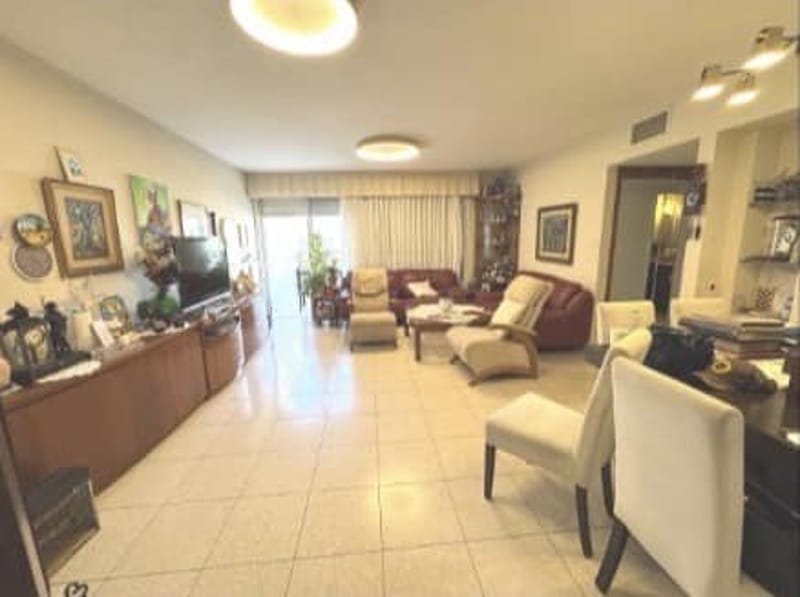 תמונה מפייסבוק – 4 חדרים • 14,000 ₪, מאיר יערי, כוכב הצפון, תל אביב (1)