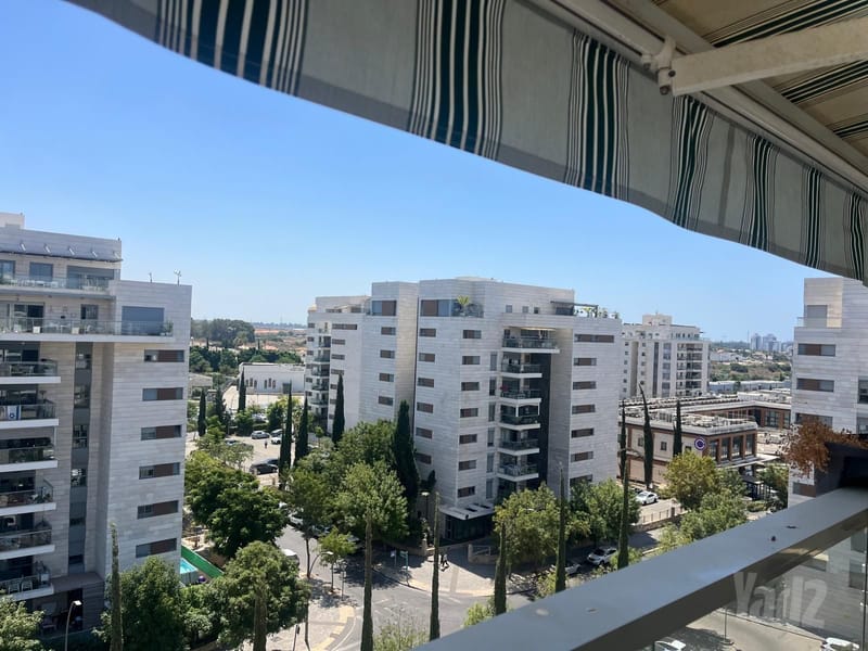 תמונה מיד2 – 4 חדרים • 8,200 ₪, הנחשול 21, נאות רבין, יבנה (1)