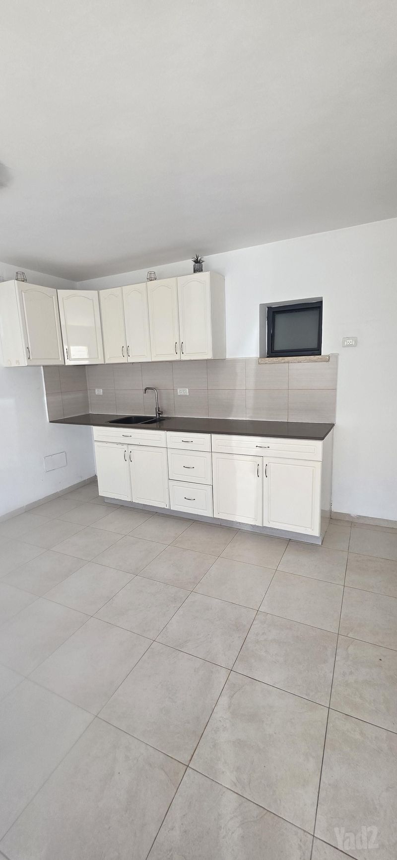 תמונה מיד2 – 2.5 חדרים • 3,600 ₪, מירון 8, קריית בנימין, קריית אתא (1)