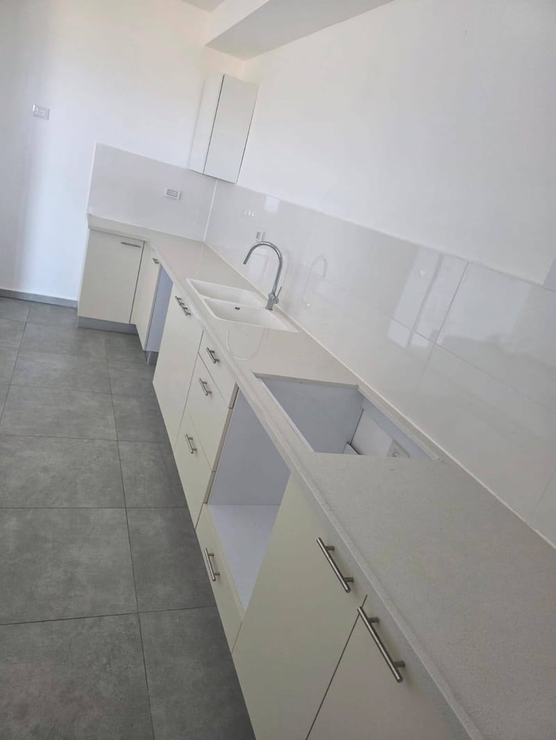 Photo from Facebook – 5 Rooms • ₪7,400, Ir HaYayin, Ashkelon (1)
