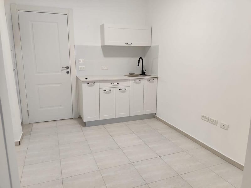 חדר וחצי • 3,950 ₪ - Image 2