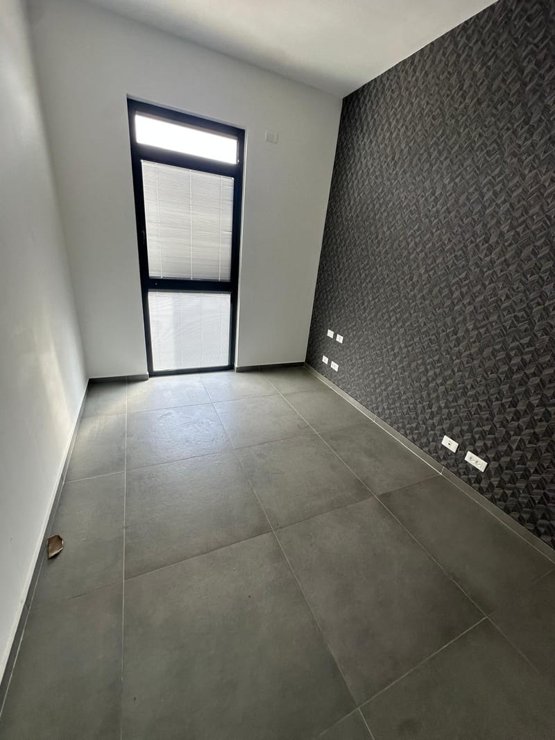 4 Комнаты • 10,600 ₪ - Image 1