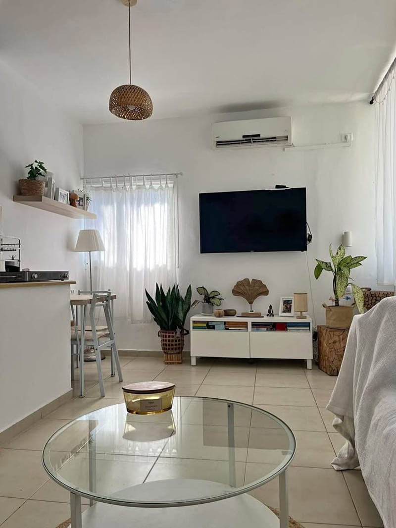 Photo from Facebook – 2 Rooms • ₪6,650, הירקון 313, Old North - Northern Part, Tel Aviv (1)