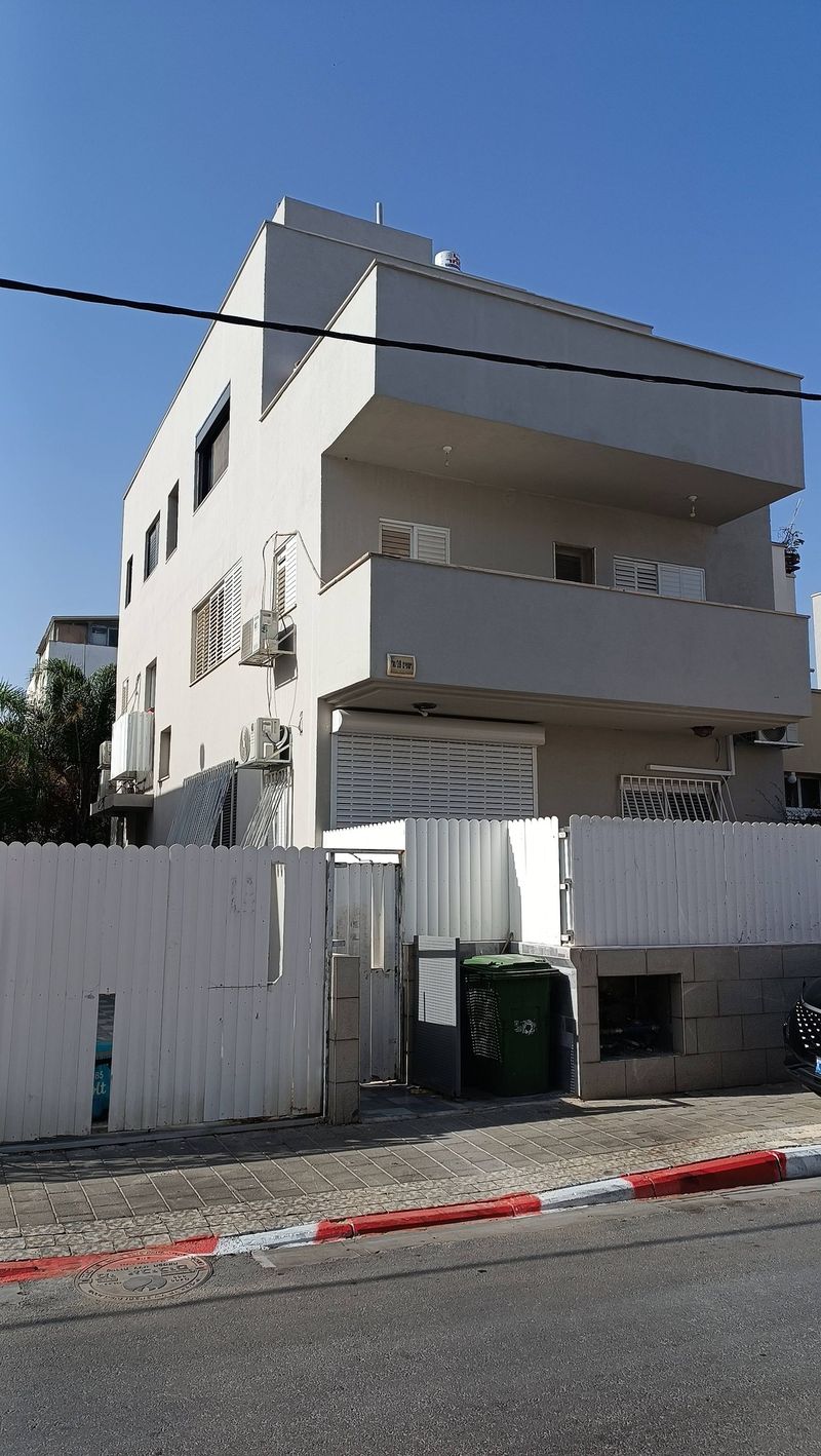 5 חדרים עם שותפים • 2,400 ₪ - Image 1