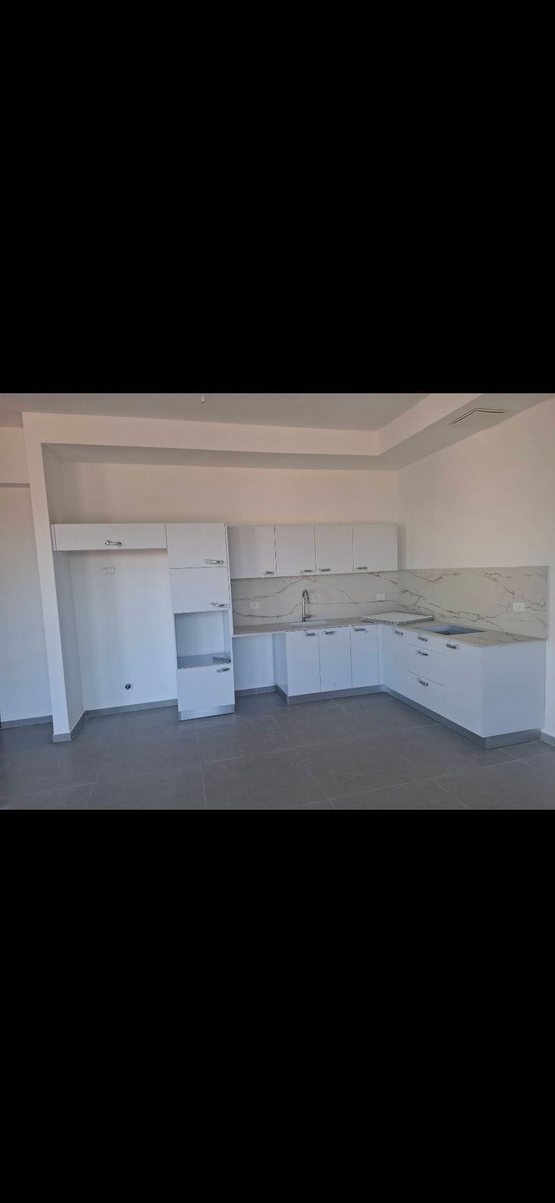 4 Rooms • ₪11,000 - Image 1