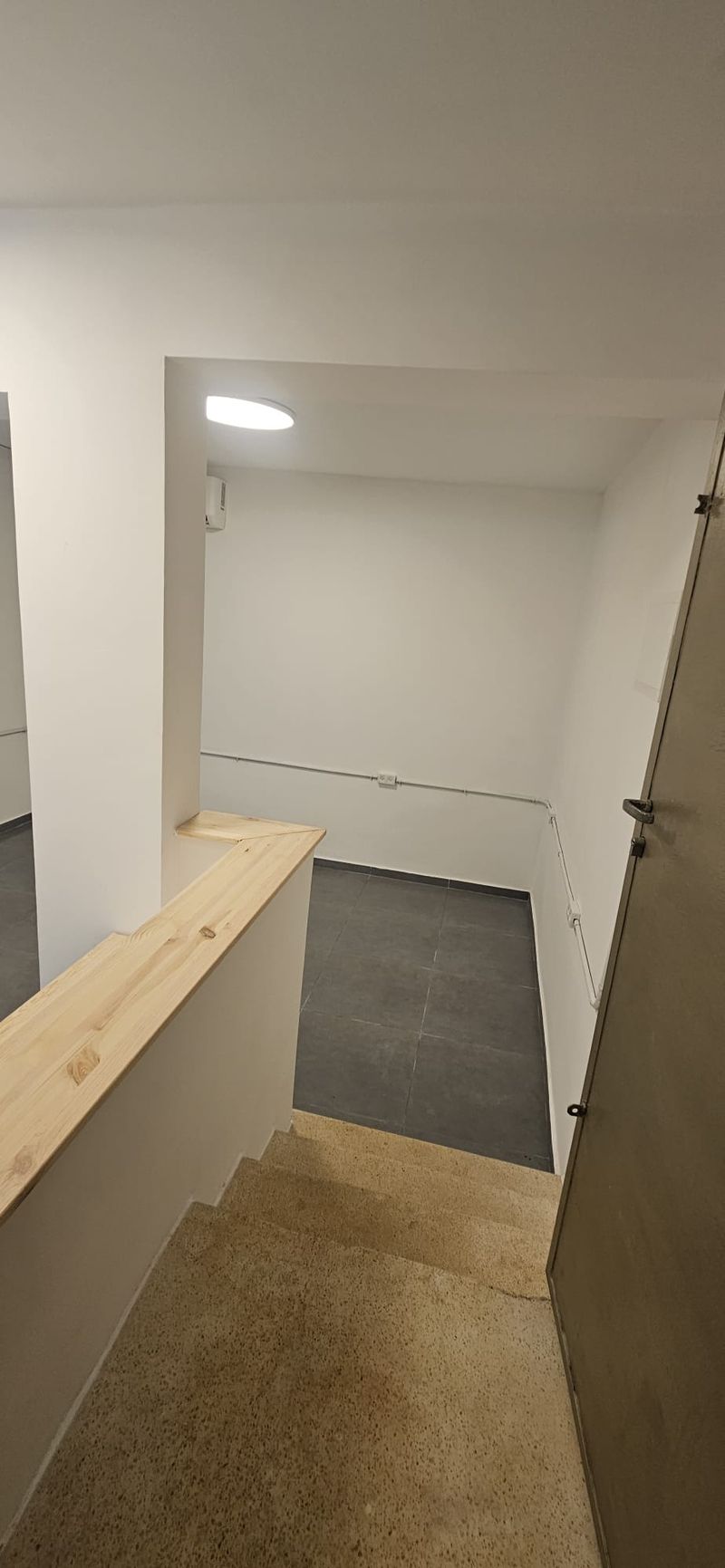 סטודיו • 3,200 ₪ - Image 2