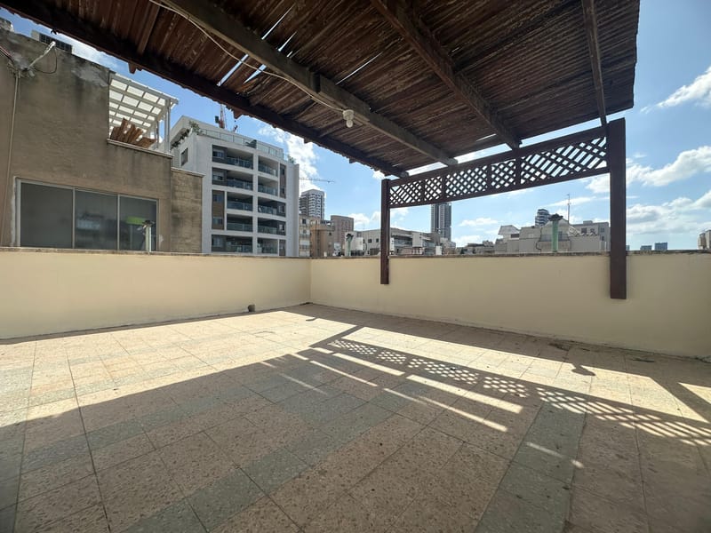 תמונה מפייסבוק – 4.5 חדרים • 6,800 ₪, היוגב, נחלת גנים, רמת גן (1)