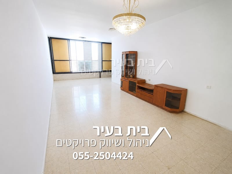 תמונה מפייסבוק – 3.5 חדרים • 5,800 ₪, ז'בוטינסקי/ביאליק, תל בנימין, רמת גן (1)