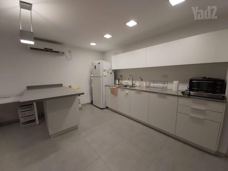 תמונה מיד2 – 2 חדרים • 4,300 ₪, ירמוך 36, מתחם הדסים, הוד השרון (1)