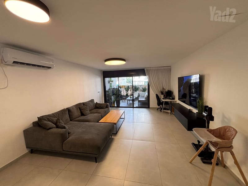 תמונה מיד2 – 4 חדרים • 7,800 ₪, יעקב קרול 18, קרול, פתח תקווה (1)