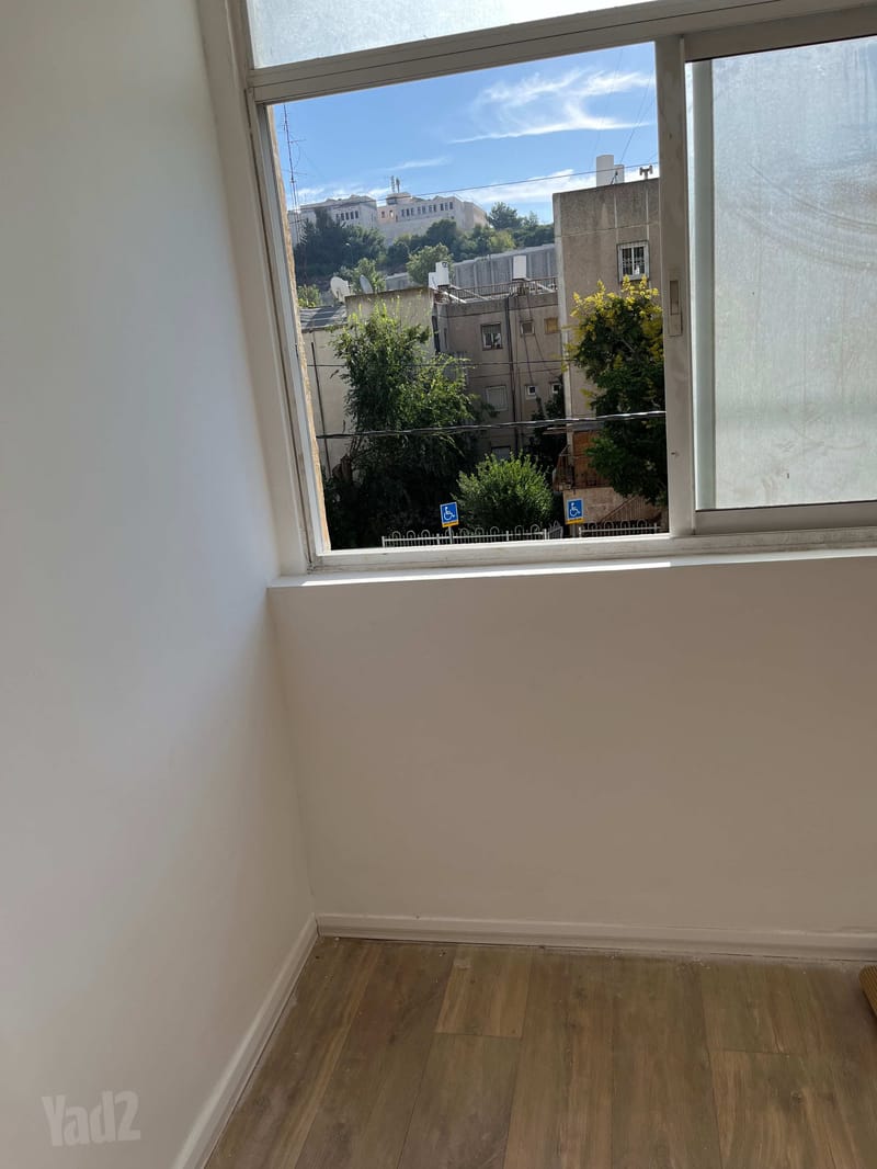 תמונה מיד2 – 4.5 חדרים • 7,700 ₪, אברהם שטרן 20, קריית היובל, ירושלים