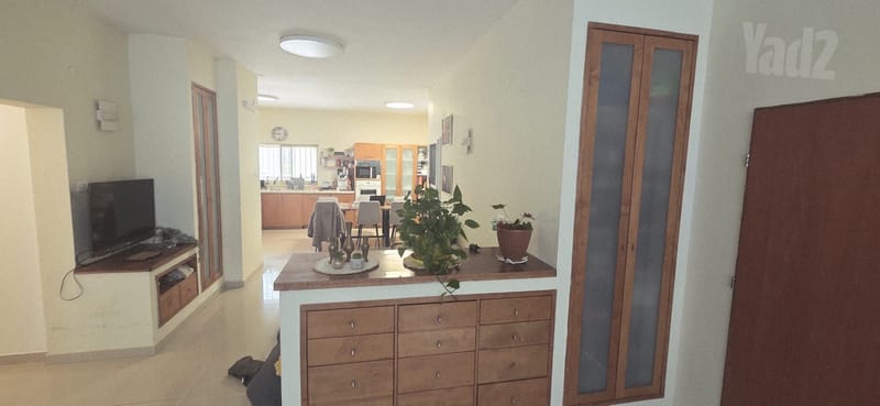 תמונה מיד2 – 5 חדרים • 5,450,000 ₪, דוד רמז 45, שיכון עלייה, כפר סבא (1)