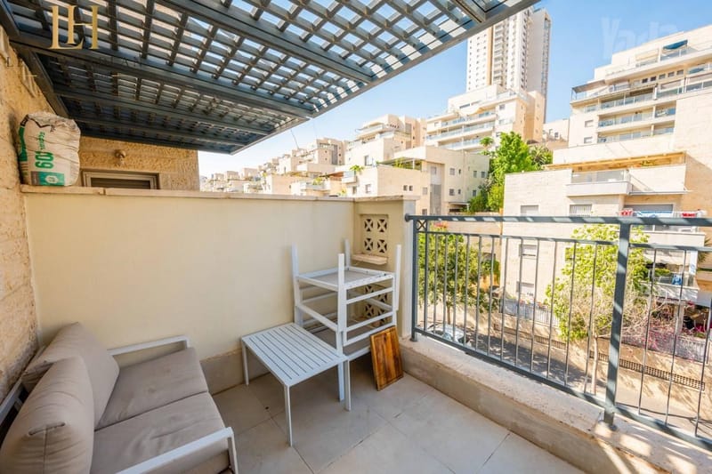 תמונה מיד2 – 3 חדרים • 6,200 ₪, תשרי, הכרמים, מודיעין-מכבים-רעות (1)
