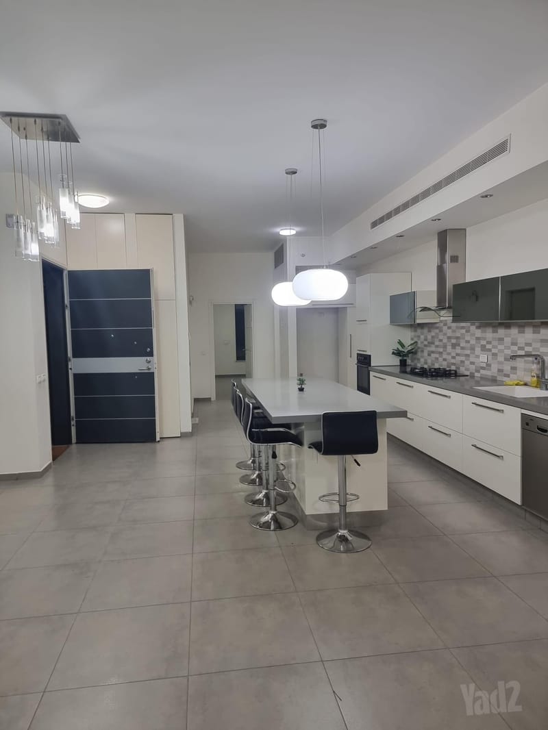 תמונה מיד2 – 2 חדרים • 6,000 ₪, השופטים 8, שערייה, פתח תקווה (1)