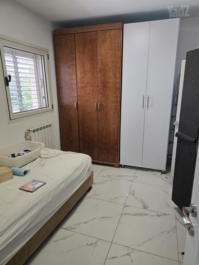 Photo from Yad2 – 4 Rooms • ₪9,900, משה קול 47, Beit HaKerem, Jerusalem (1)