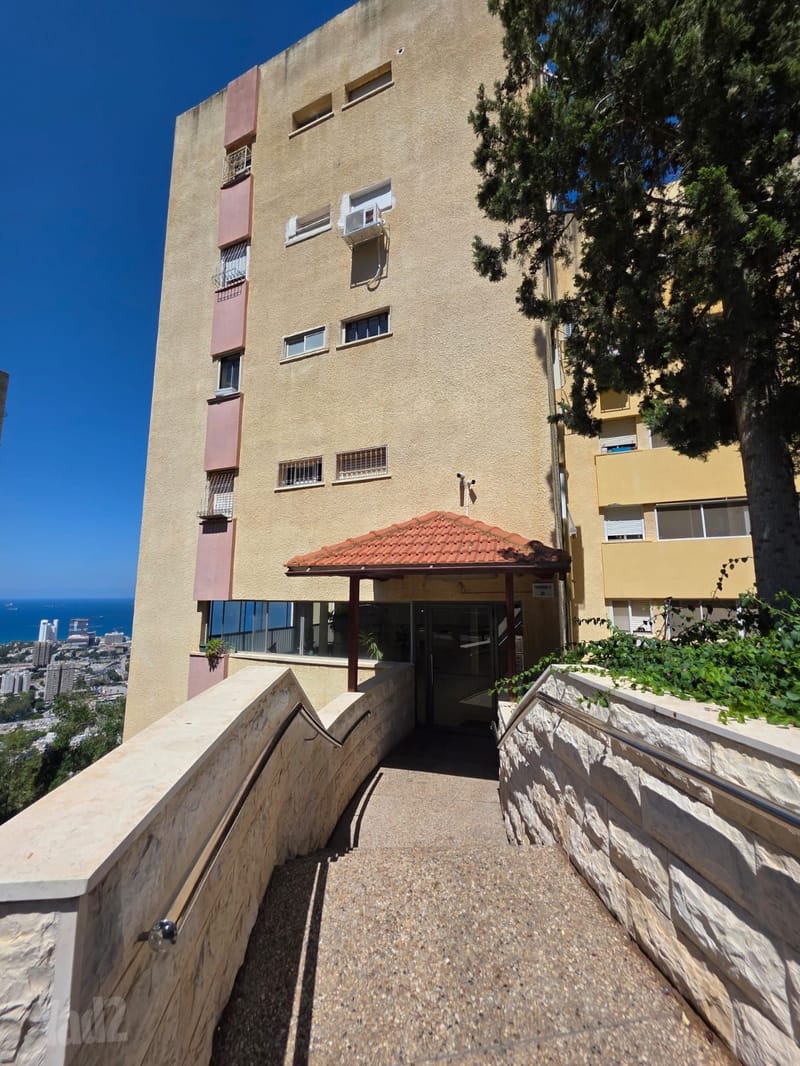 תמונה מיד2 – 4 חדרים • 5,100 ₪, שניים בנובמבר 16, כרמל צרפתי, חיפה (1)