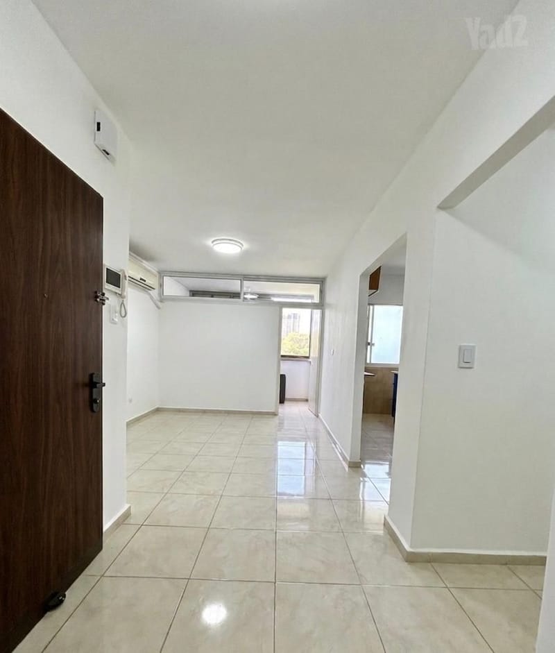 תמונה מיד2 – 2.5 חדרים • 2,400 ₪, לכיש 48, קריית ים ד', קריית ים (1)
