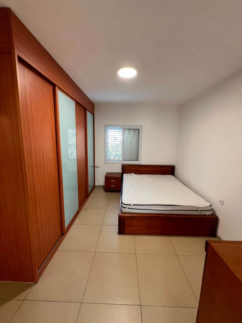 תמונה מפייסבוק – 2 חדרים • 4,800 ₪, אריאל, התקווה, תל אביב (1)