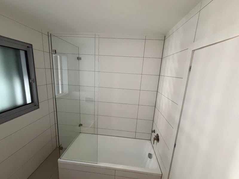 Photo from Facebook – 4 Rooms • ₪15,500, New North - Kikar HaMedina, Tel Aviv (1)