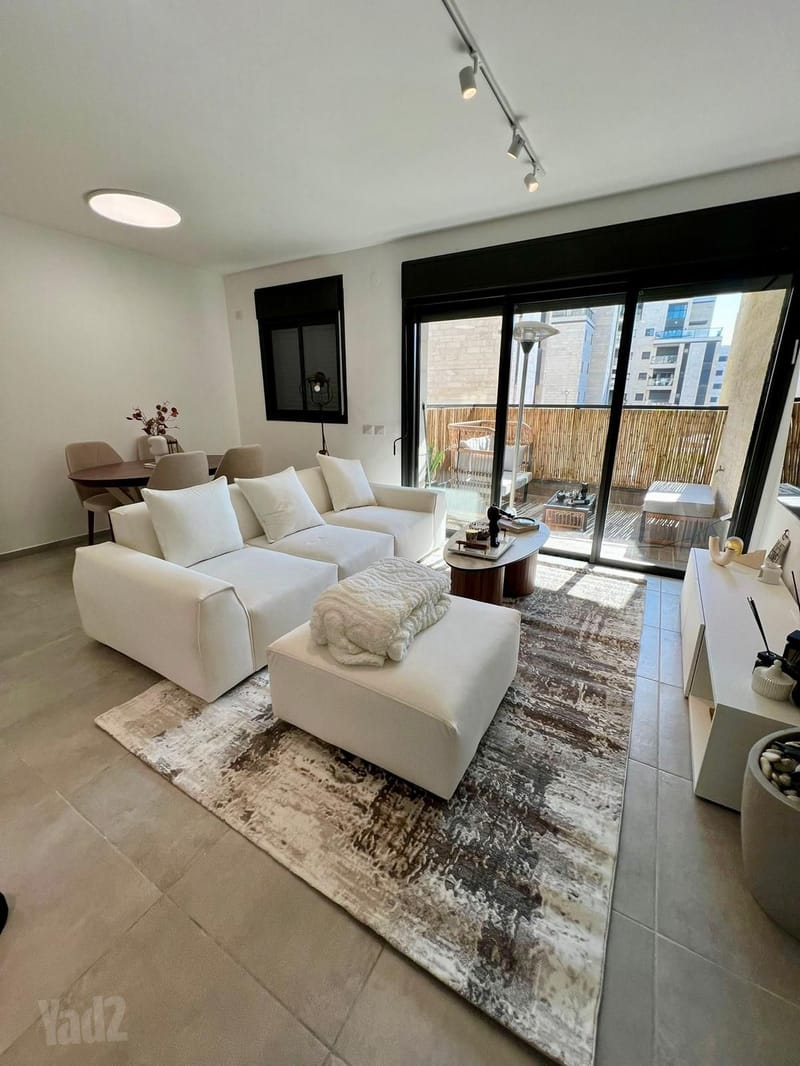 Photo from Yad2 – 3 Rooms • ₪7,050, האתרוג 24, Hadarim, Shoham (1)
