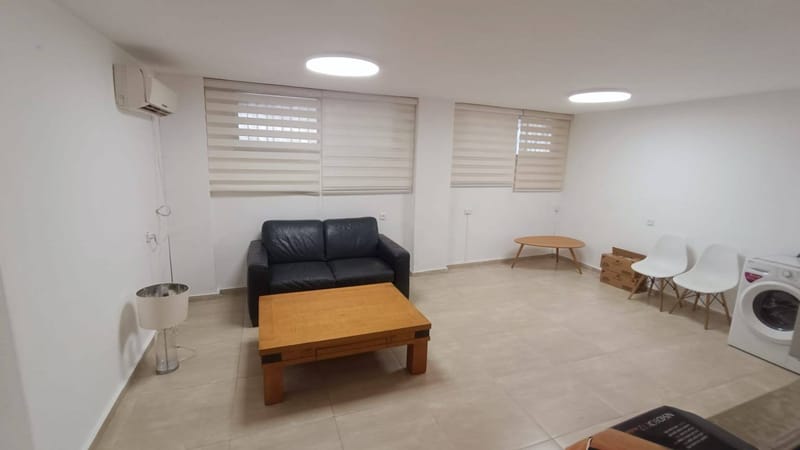תמונה מפייסבוק – 3 חדרים • 4,500 ₪, עצמאות 47, עצמאות - יוספטל, בת ים (1)