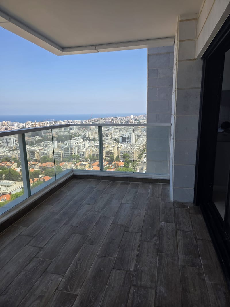 תמונה מפייסבוק – 5 חדרים • 9,000 ₪, פרויקט THE FIVE, ניצנה, בת ים (1)