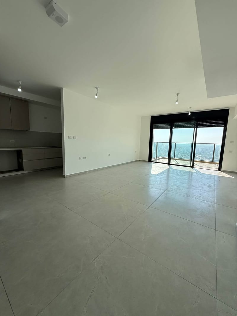 תמונה מפייסבוק – 5 חדרים • 9,200 ₪, פרויקט MOMENT, שכונה דרום מזרח, בת ים (1)