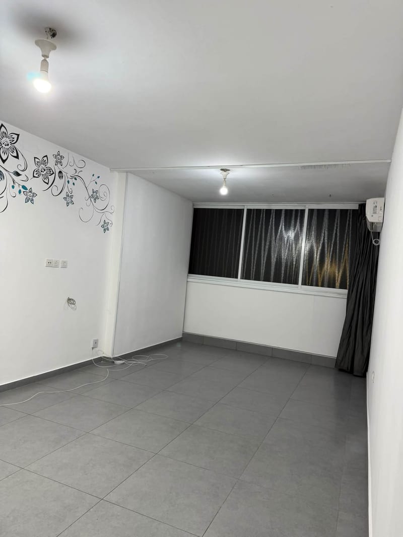 Фото с Facebook – 3 Комнаты • 5,200 ₪, שטרן, Рамат ха-Наси, Бат-Ям (1)