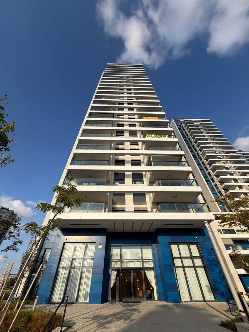 Photo from Facebook – 5 Rooms • ₪10,000, New South Neighborhood, Bat Yam (1)