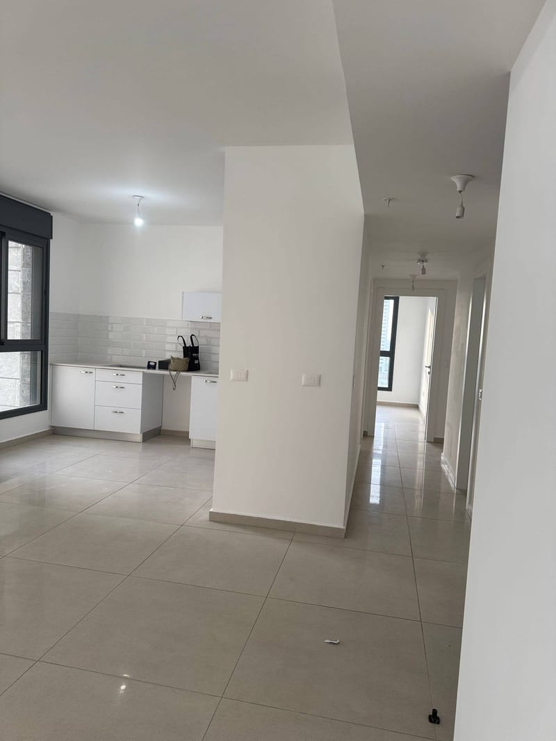 תמונה מפייסבוק – 5 חדרים • 9,000 ₪, שכונה דרום חדש, בת ים (1)