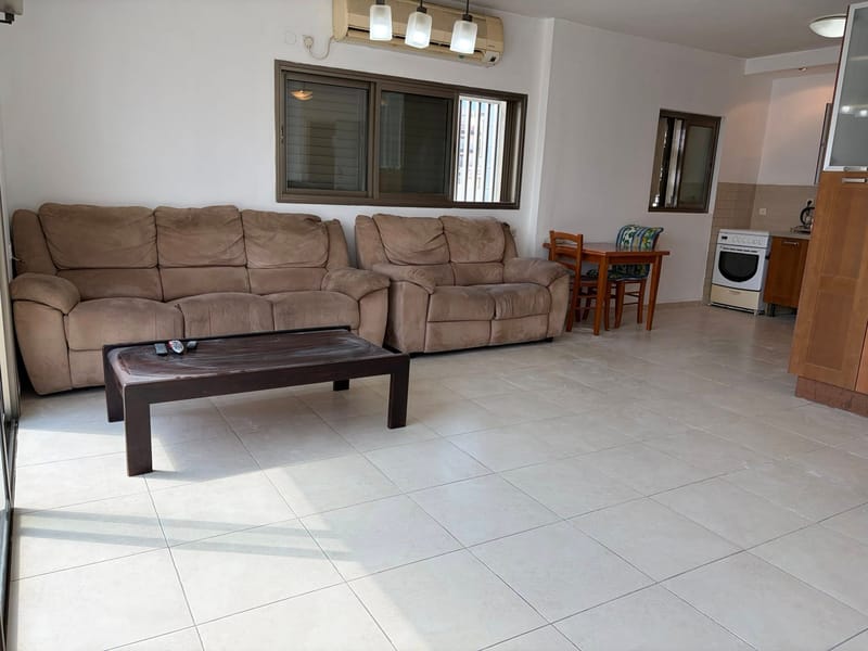 4 חדרים • 8,000 ₪ - Image 2