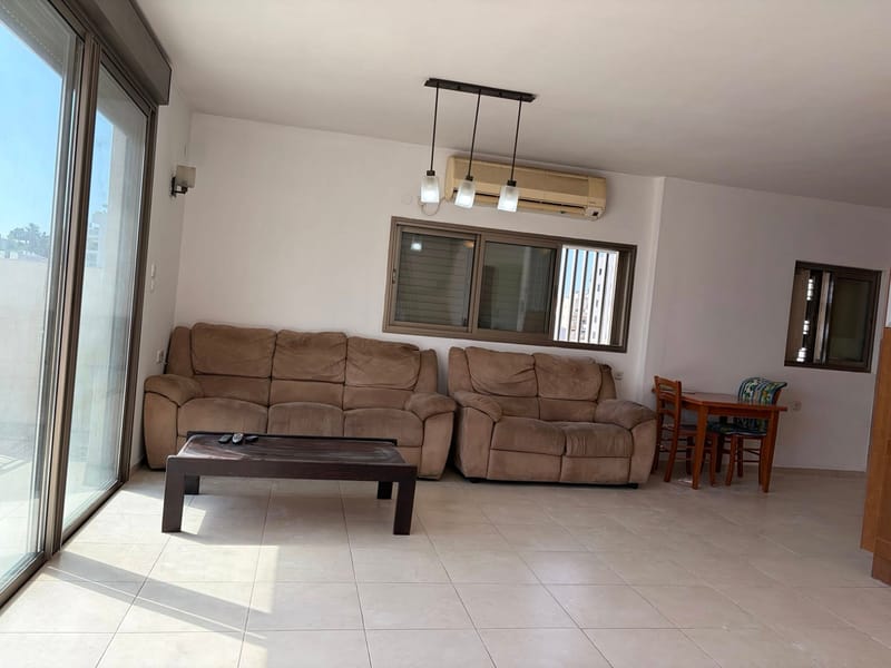 4 חדרים • 8,000 ₪ - Image 3