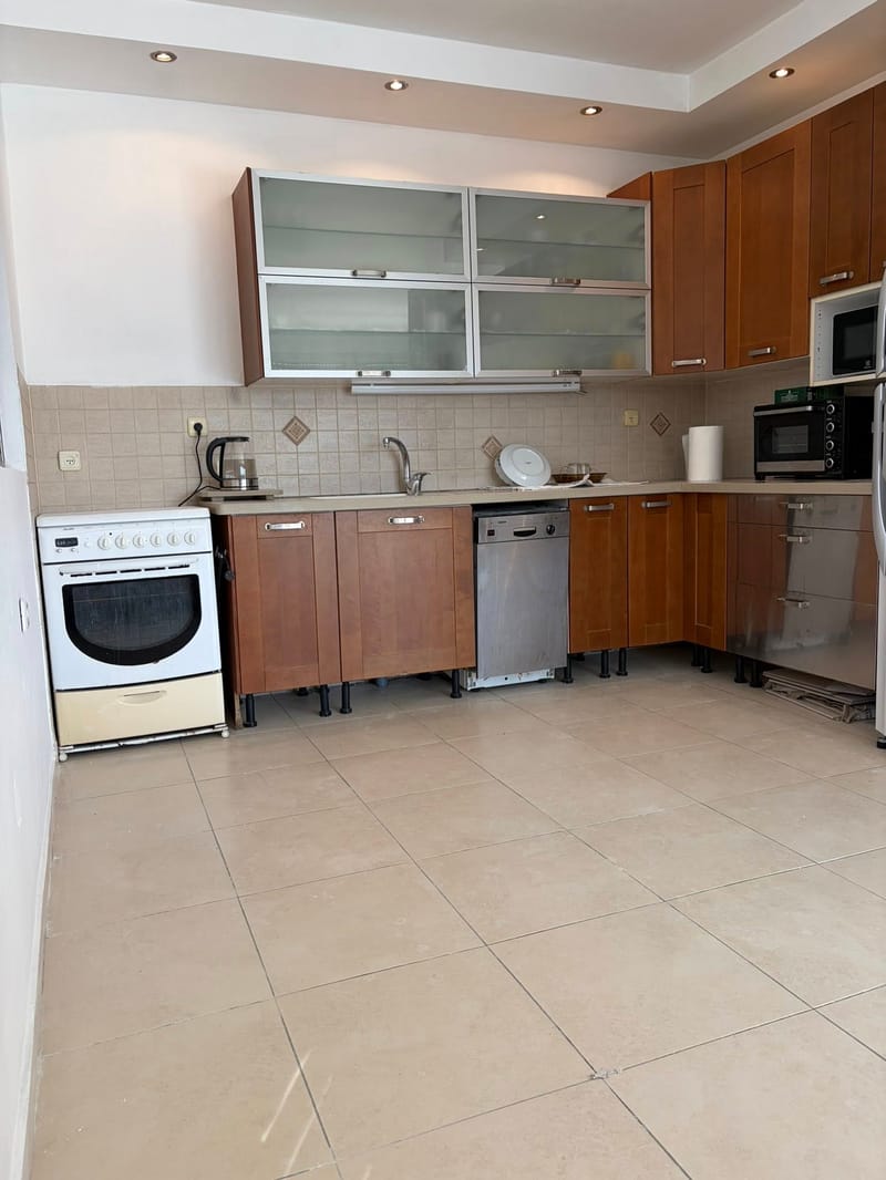 4 חדרים • 8,000 ₪ - Image 4