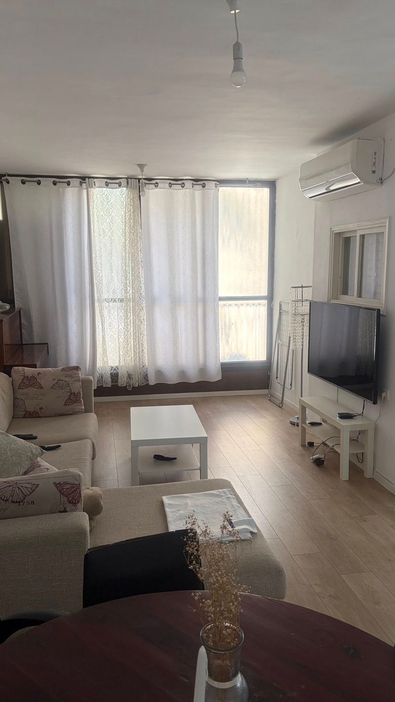 3 חדרים עם שותפים • 3,200 ₪ - Image 5