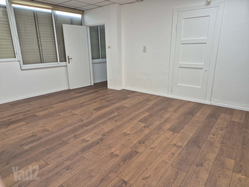 תמונה מיד2 – 2.5 חדרים • 4,500 ₪, חפץ חיים 6, המרכז השקט, פתח תקווה (1)