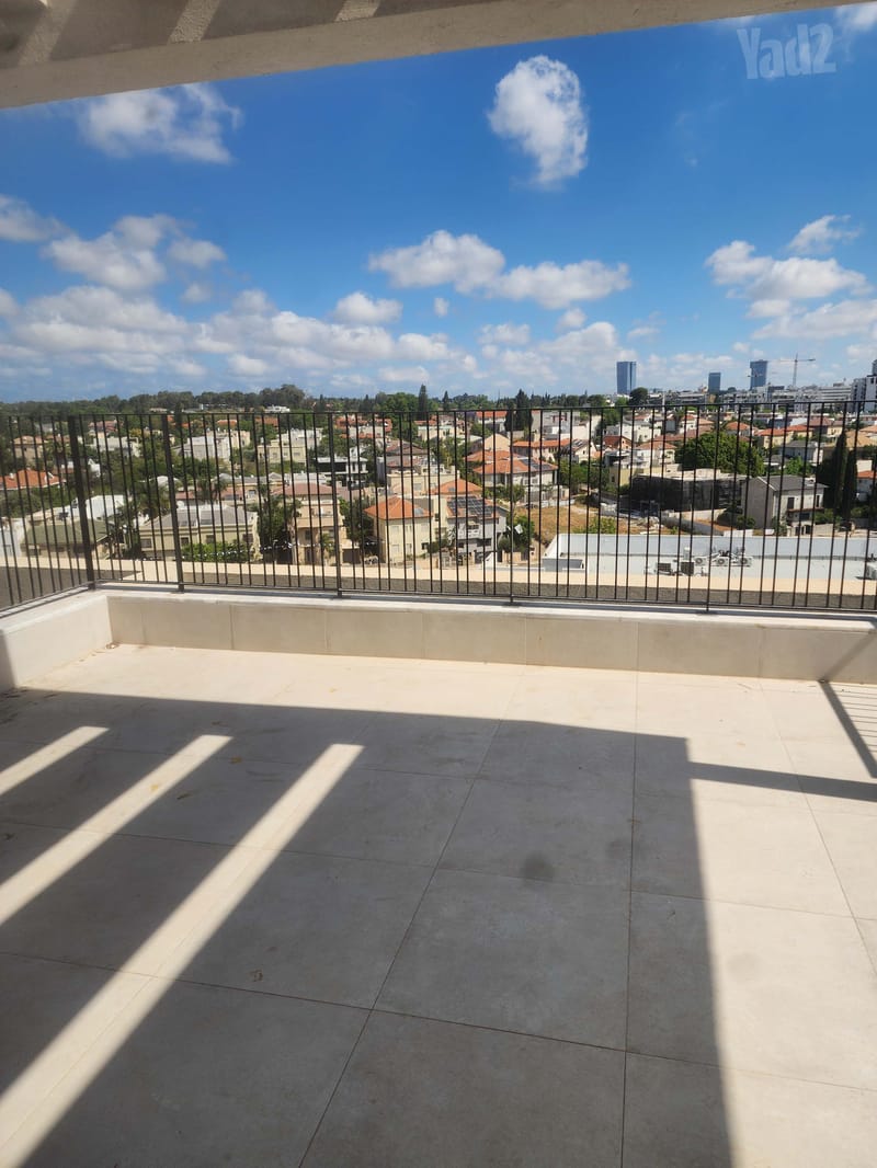 תמונה מיד2 – 5 חדרים • 13,500 ₪, הוד השרון (1)