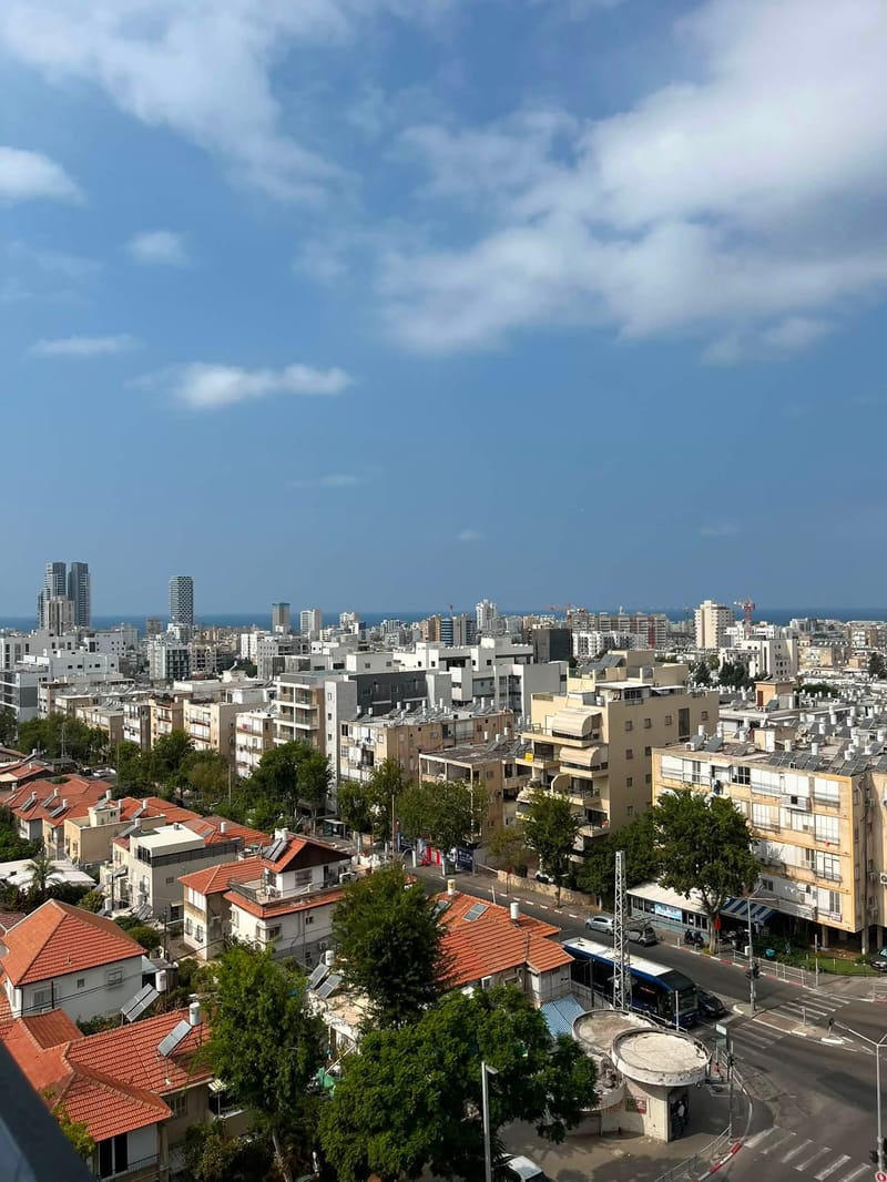 תמונה מפייסבוק – 4 חדרים • 7,400 ₪, רמת הנשיא, בת ים (1)