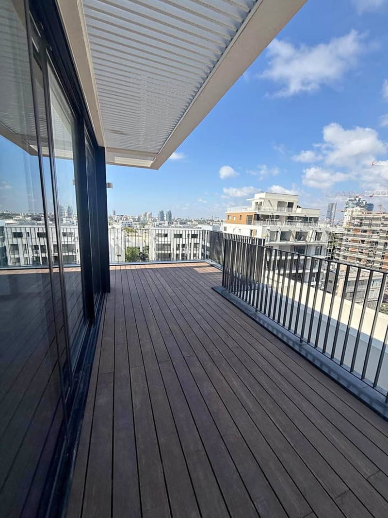 תמונה מפייסבוק – מספר החדרים לא צוין • 8,200,000 ₪, הרצליה (1)