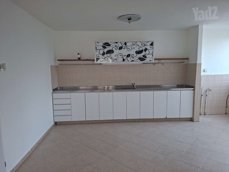 תמונה מיד2 – 3 חדרים • 4,900 ₪, שיק 20, נווה עופר, תל אביב (1)