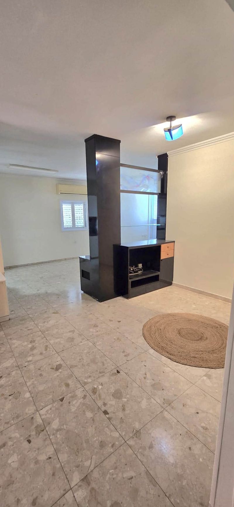 תמונה מפייסבוק – 4 חדרים • 6,900 ₪, מרטין בובר, נווה רמז, חולון (1)