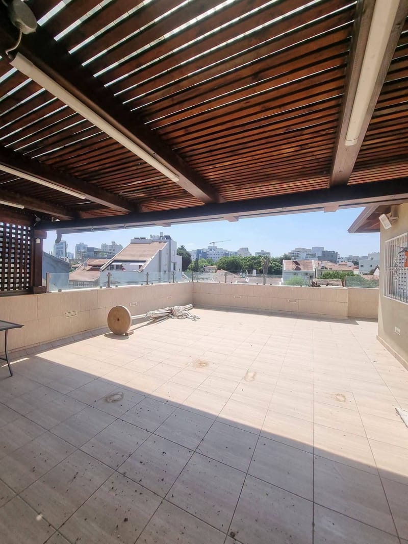 תמונה מפייסבוק – 5 חדרים • 9,450 ₪, אפעל, שיכון ותיקים, חולון (1)