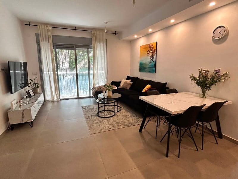 תמונה מפייסבוק – 4 חדרים • 8,400 ₪, נורדאו, חשמונאים, רמת גן (1)