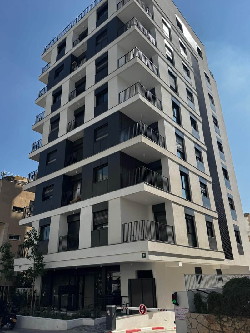 Photo from Facebook – 4 Rooms • ₪8,300, תל חי 9, Kfar Azar, Ramat Gan (1)