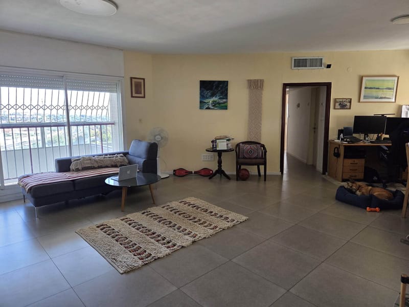 תמונה מפייסבוק – 4 חדרים • 7,300 ₪, הכבאים, נווה יהושע, רמת גן (1)
