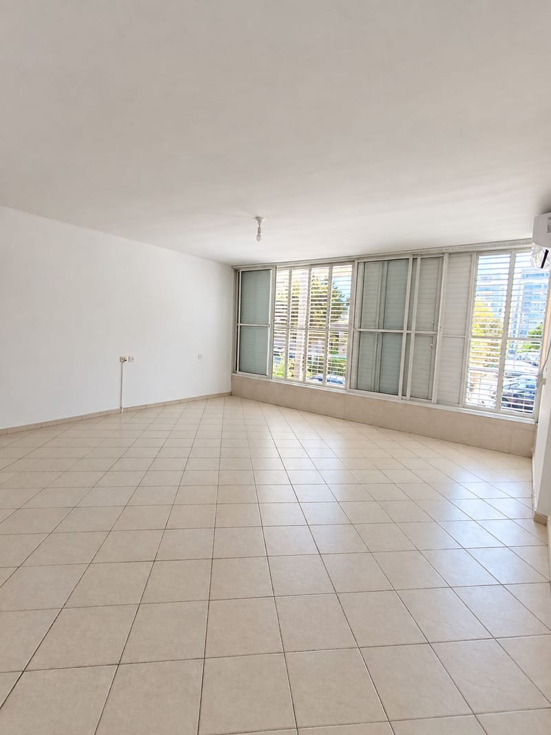 תמונה מפייסבוק – 3 חדרים • 5,500 ₪, פתיה 5, מרום נווה, רמת גן (1)