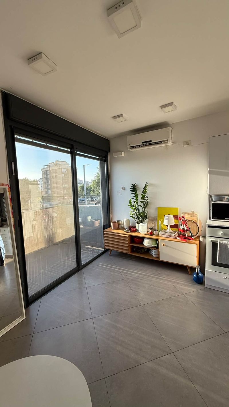 תמונה מפייסבוק – 2 חדרים • 4,400 ₪, בן-גוריון, חולון (1)