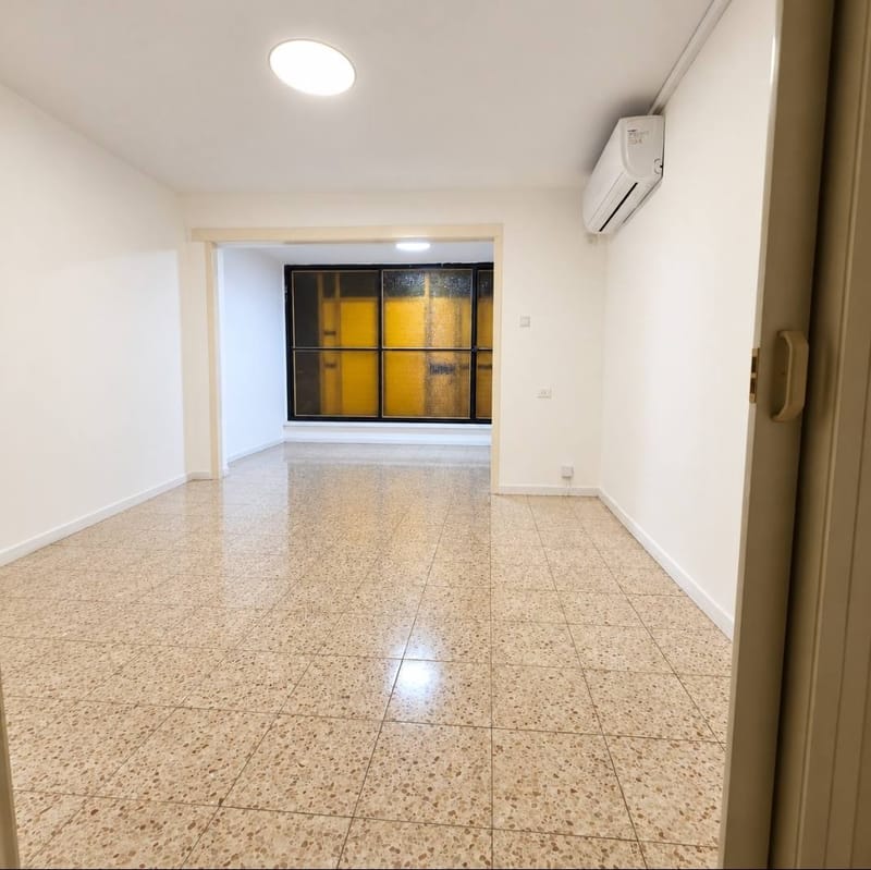 תמונה מפייסבוק – 3 חדרים • 5,500 ₪, הציונות, שיכון ותיקים, חולון (1)