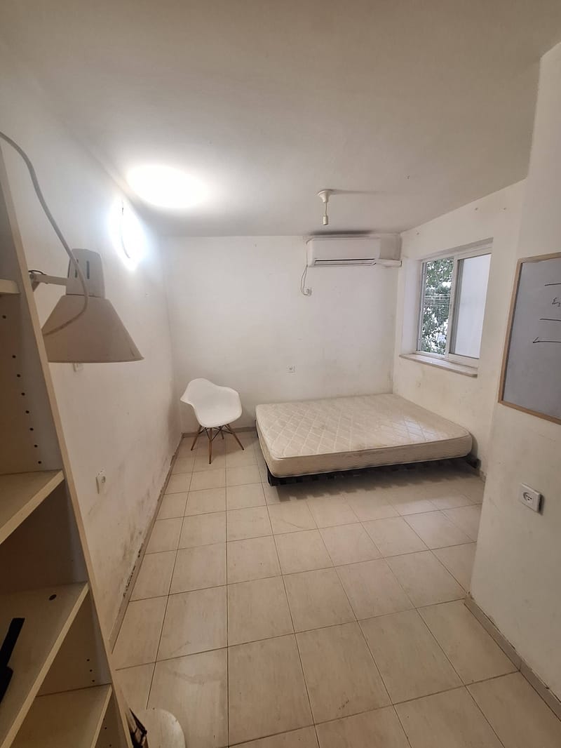 תמונה מפייסבוק – סטודיו • 2,950 ₪, ארלוזורוב, חשמונאים, רמת גן (1)