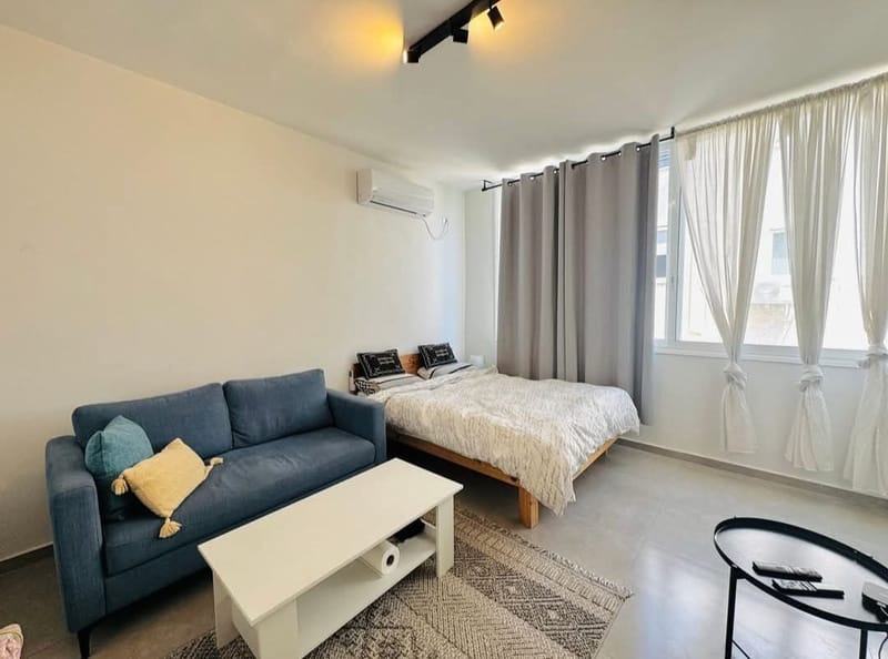 תמונה מפייסבוק – חדר בדירת שותפים • 3,850 ₪, כצלנסון, סיטי, גבעתיים